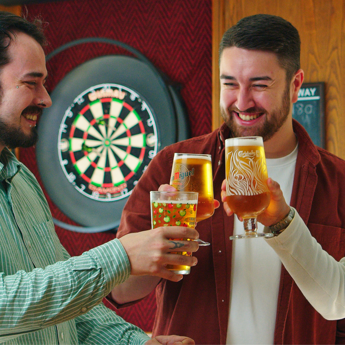 Raise a glass This Father's Day at The Rising Sun in Hull!